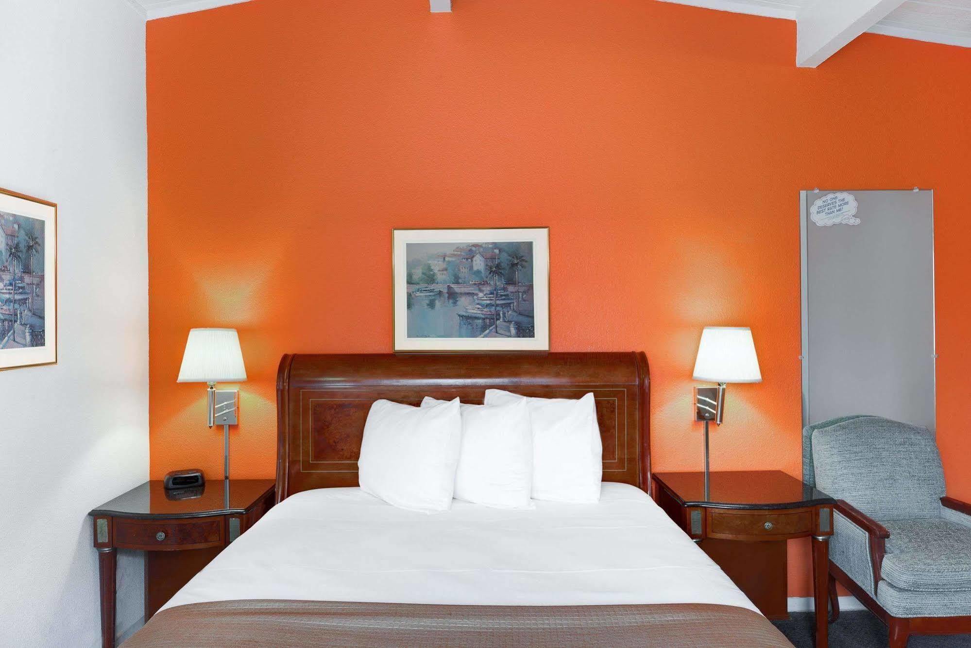 Surestay Hotel By Best Western Seaside Monterey Kültér fotó